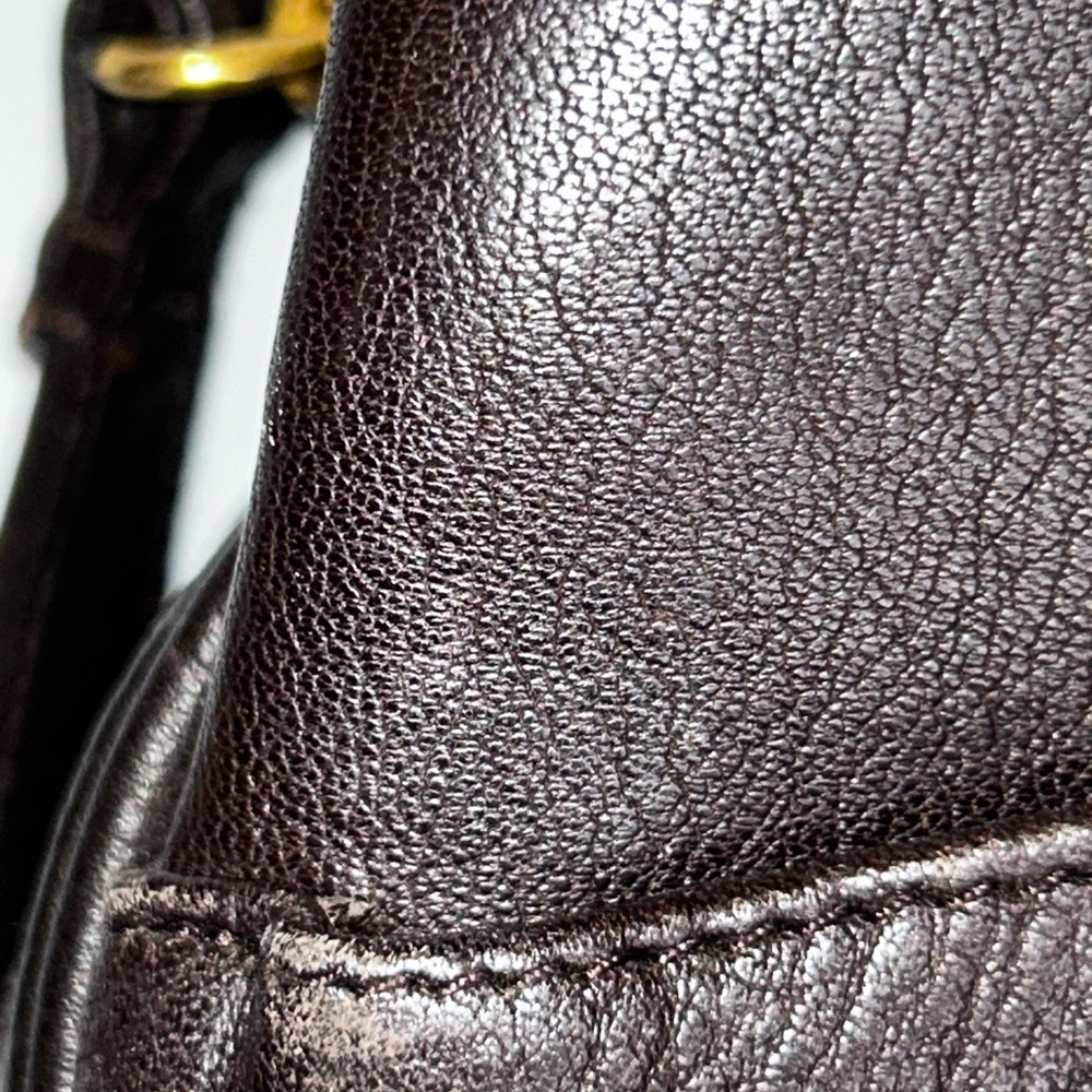 Pre loved chocolate brown Leather crossbody Bag - Picture 15 of 17